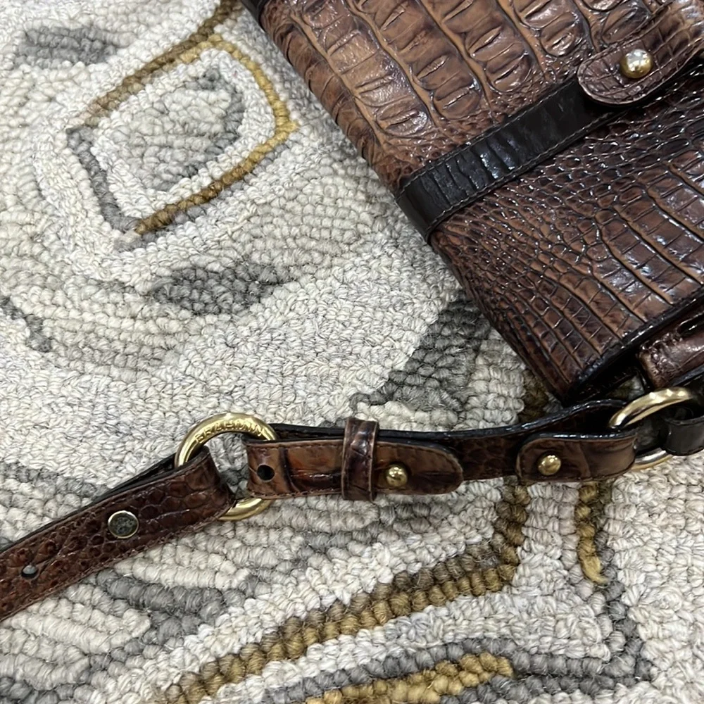 💕 Brahmin brown crocodile leather large crossbody bag 💕